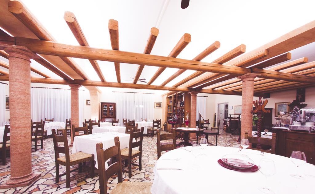 Quari Hotel Restaurant & Pizza Cologna Veneta Exteriör bild